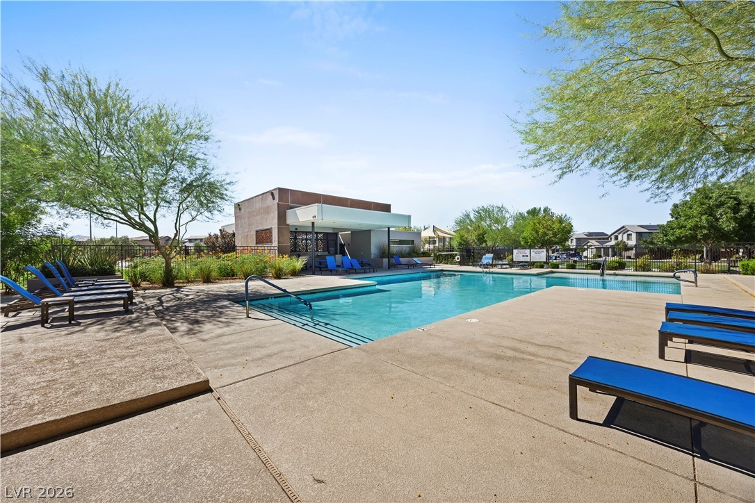 Photo 29 of 33, 936 Lotus Falls Street