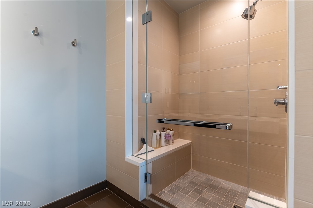 Photo 21 of 33, 2600 W Harmon Avenue #56004