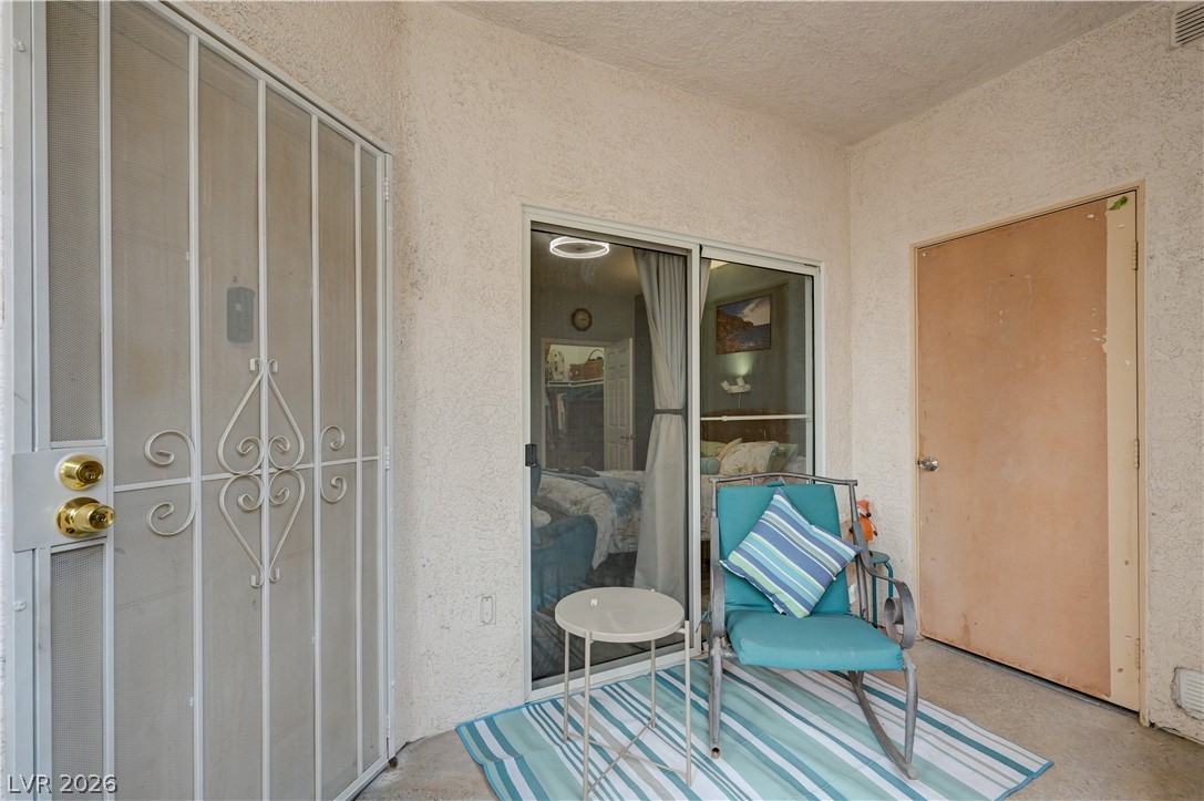 Photo 18 of 35, 8555 W Russell Road #1017