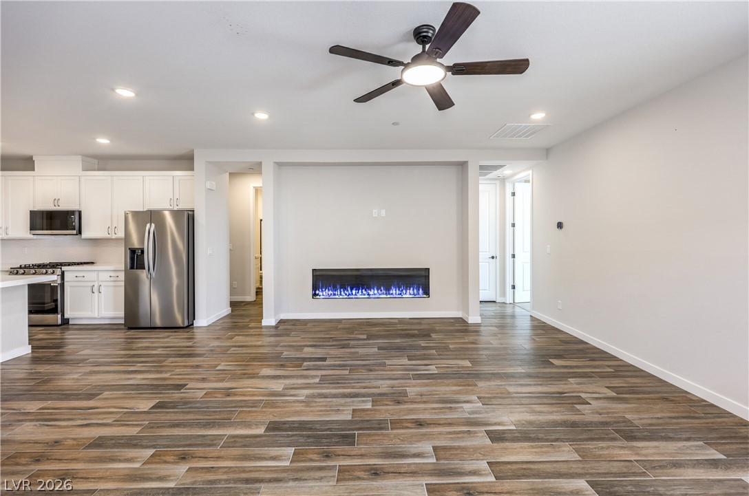 Photo 12 of 41, 8336 Tanton Ridge Street