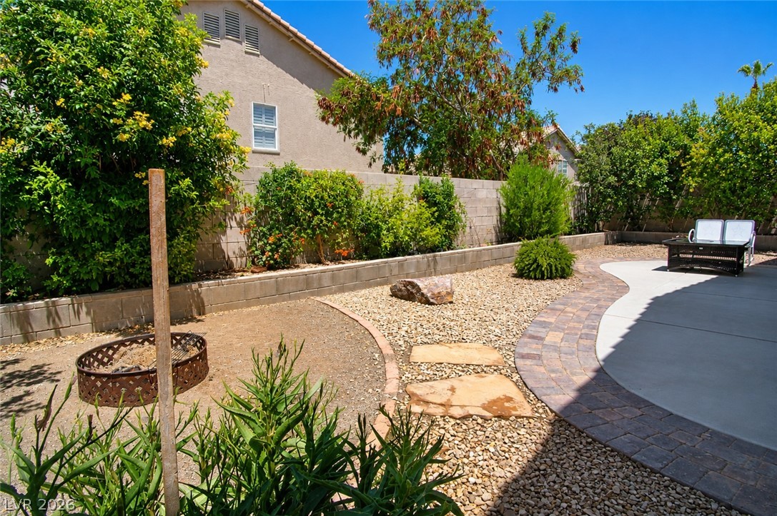 Photo 28 of 30, 912 Sterling Thorn Court