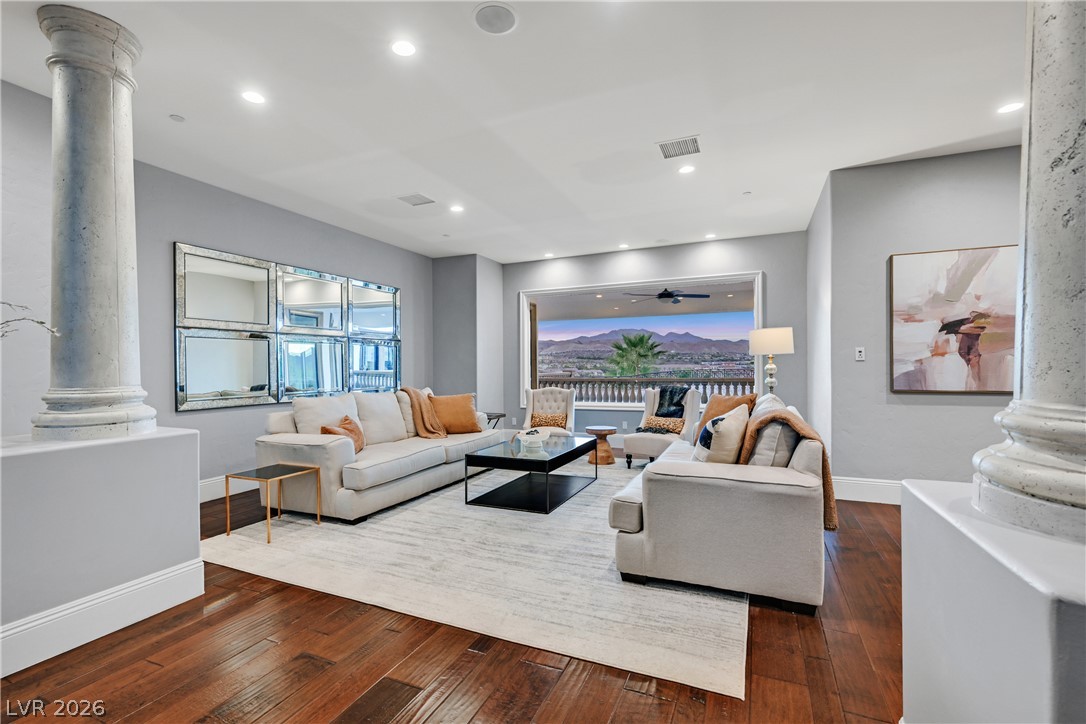 Photo 5 of 8 Rue Mediterra Drive