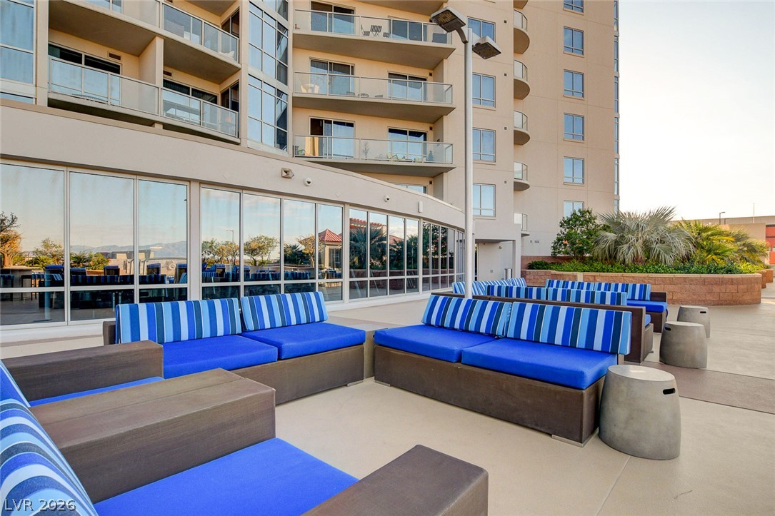Photo 49 of 74, 200 W Sahara Avenue #3205