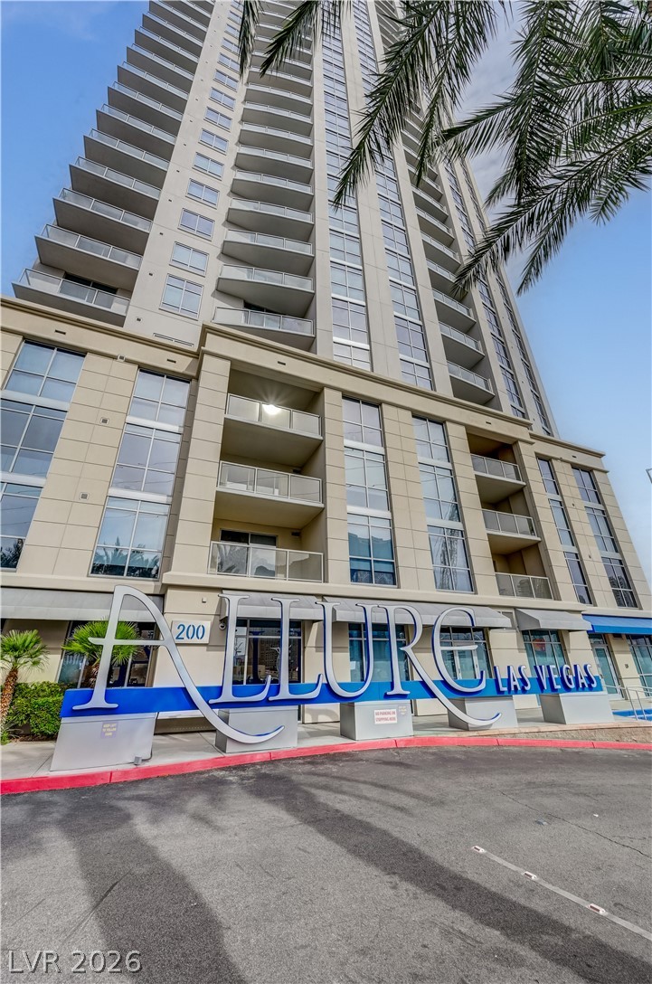 Photo 54 of 74, 200 W Sahara Avenue #3205