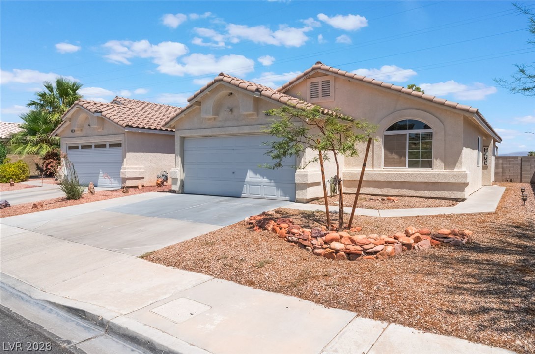 Photo 2 of 3640 Copper Cactus Drive
