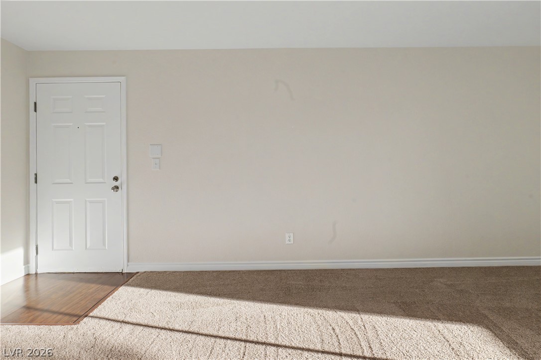 Photo 15 of 21, 2451 N Rainbow Boulevard #2145