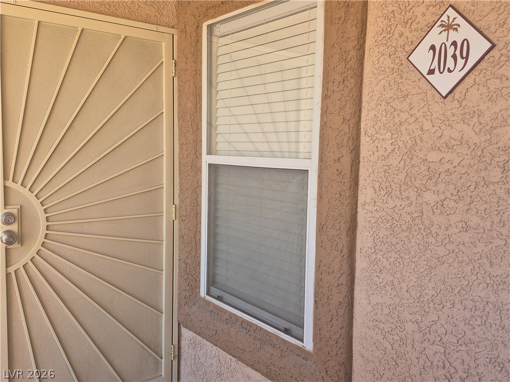 Photo 4 of 1150 N Buffalo Drive #2039