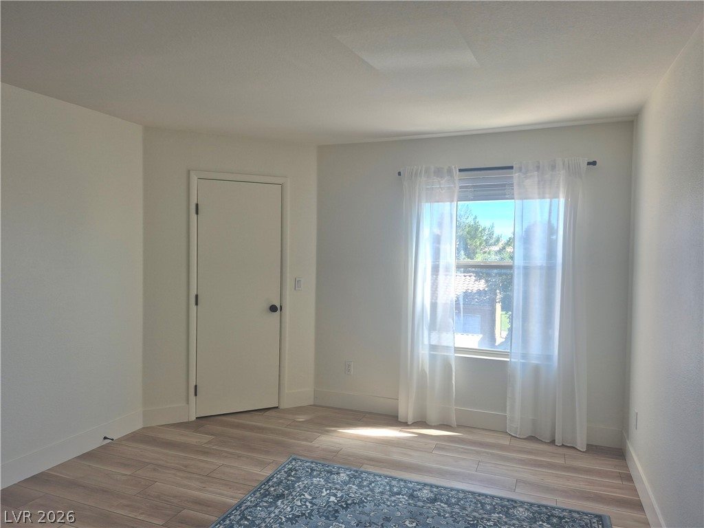 Photo 19 of 39, 1150 N Buffalo Drive #2039
