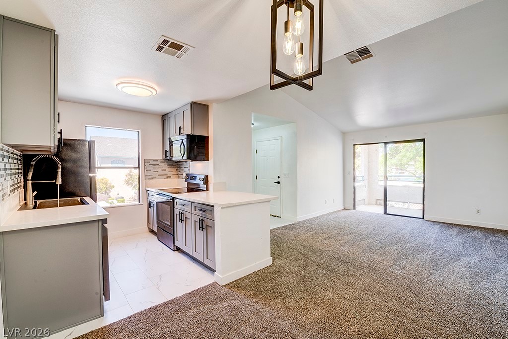 Photo 2 of 5121 Lindell Road #206
