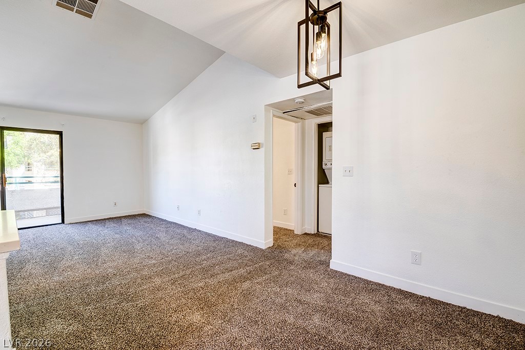 Photo 14 of 34, 5121 Lindell Road #206