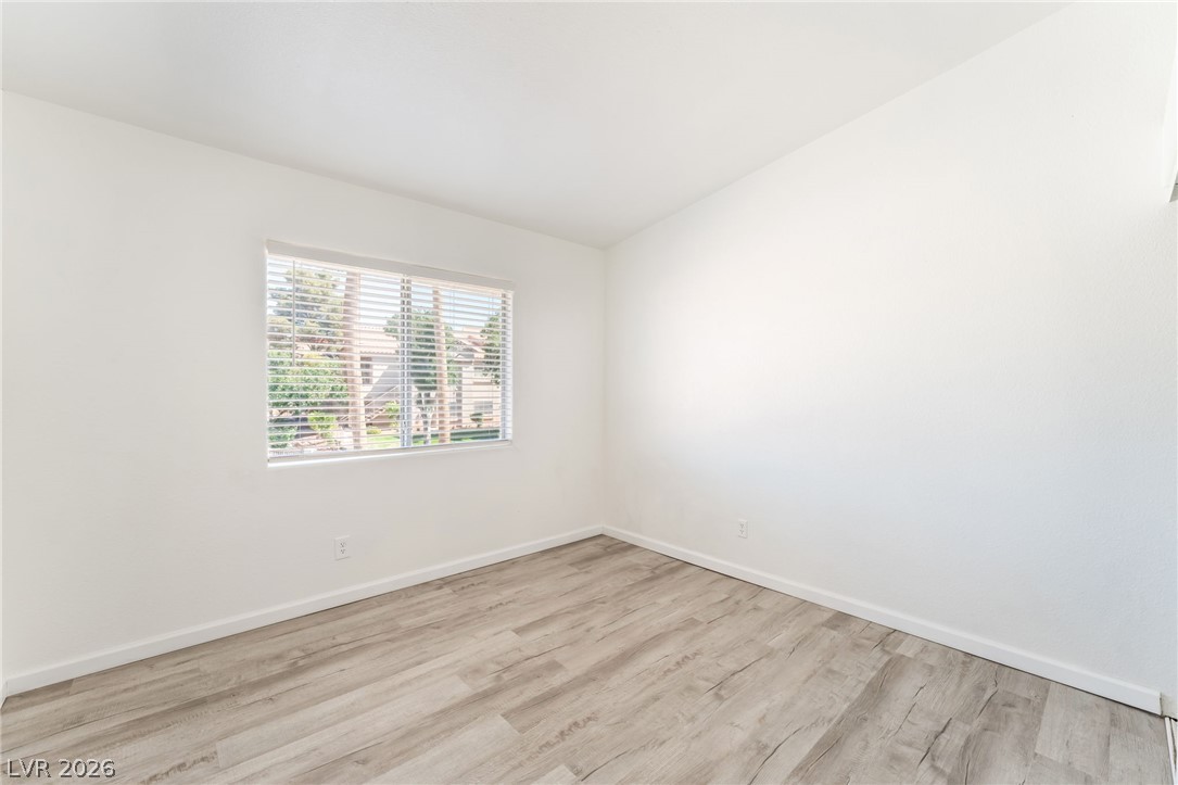 Photo 29 of 37, 2110 Los Feliz Street #2015