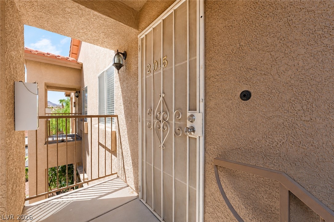 Photo 4 of 2110 Los Feliz Street #2015