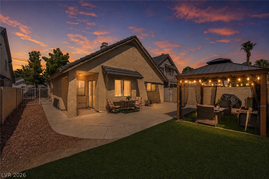 Photo 5 of 1714 La Cruz Drive