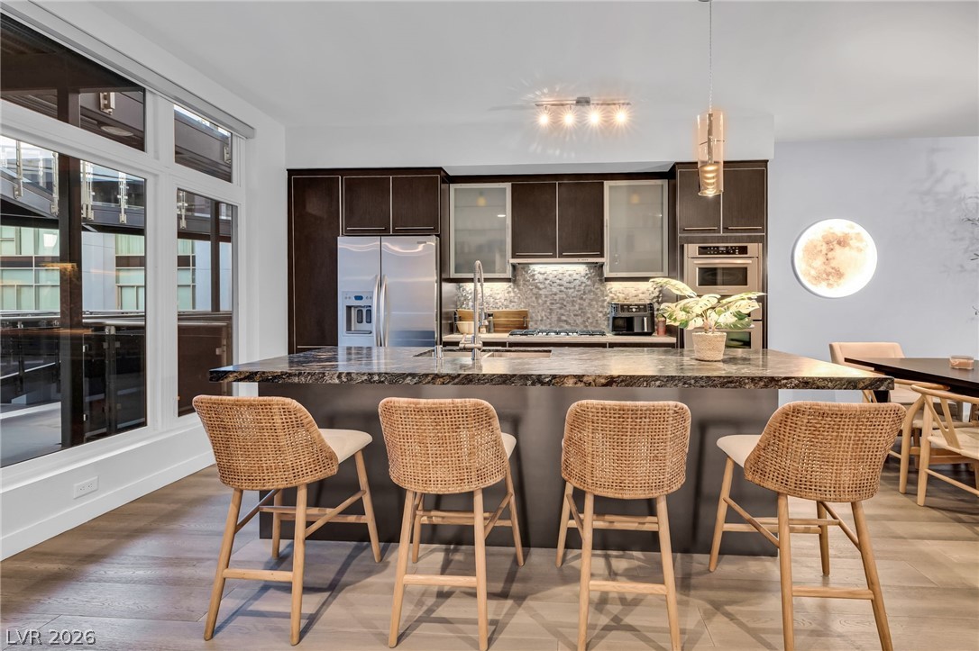 Photo 10 of 51, 8925 W Flamingo Road #201