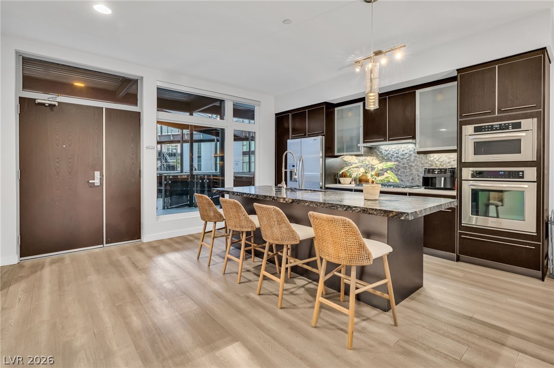 Photo 12 of 51, 8925 W Flamingo Road #201