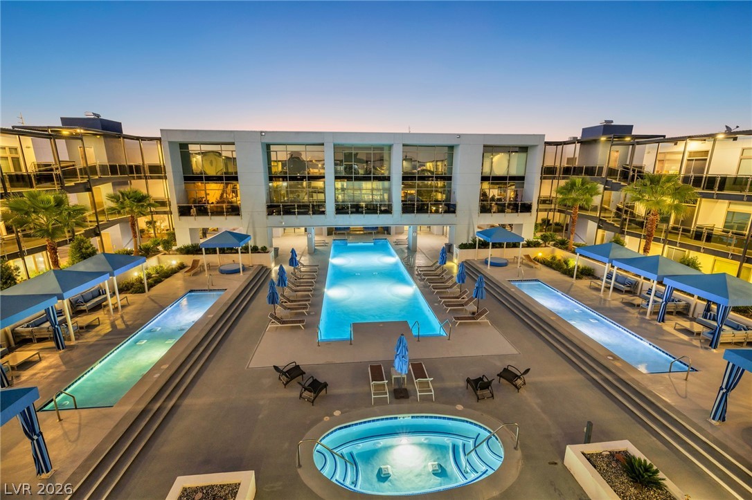 Photo 41 of 51, 8925 W Flamingo Road #201