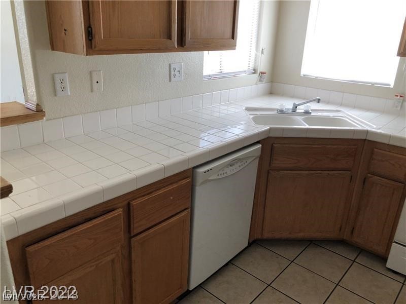 Photo 9 of 49, 75 N Valle Verde Drive #2121