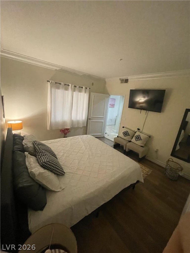 Photo 8 of 18, 220 E Flamingo Road #320