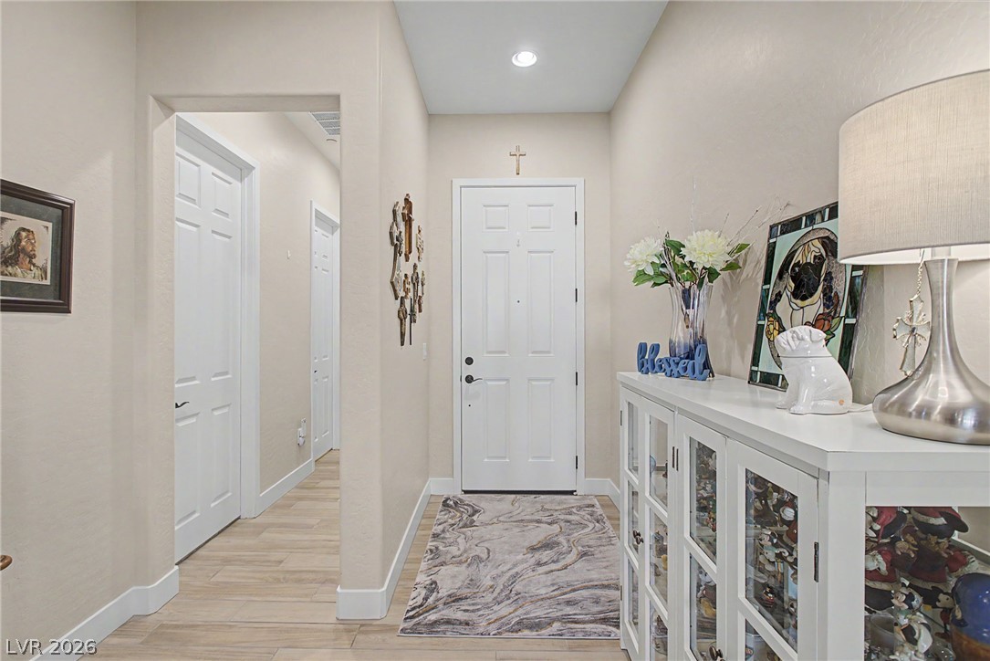 Photo 5 of 7375 Rosenberger Street