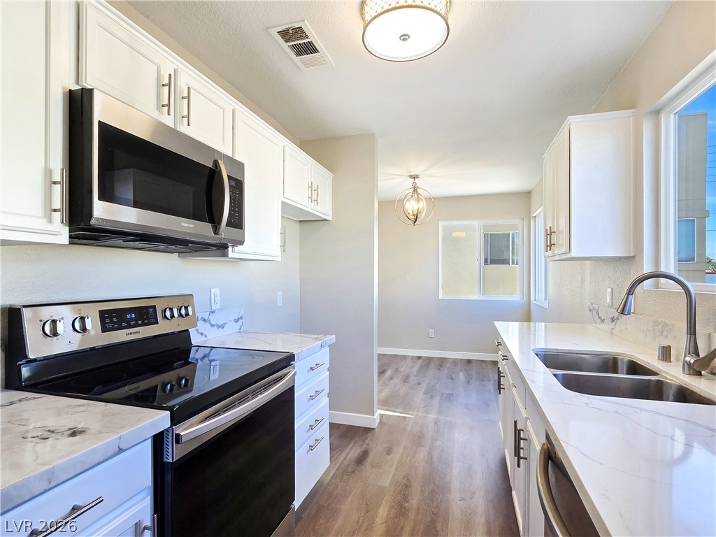 Photo 4 of 1812 N Decatur Boulevard #202