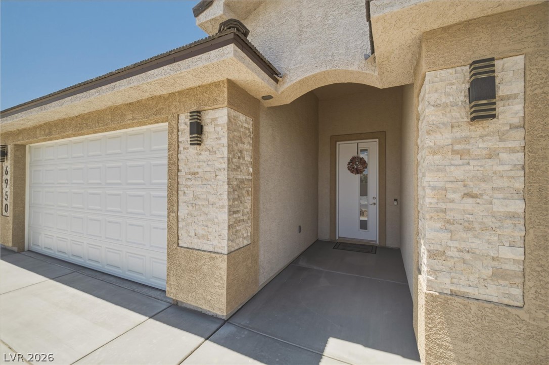 Photo 4 of 6950 Sandpebble Street