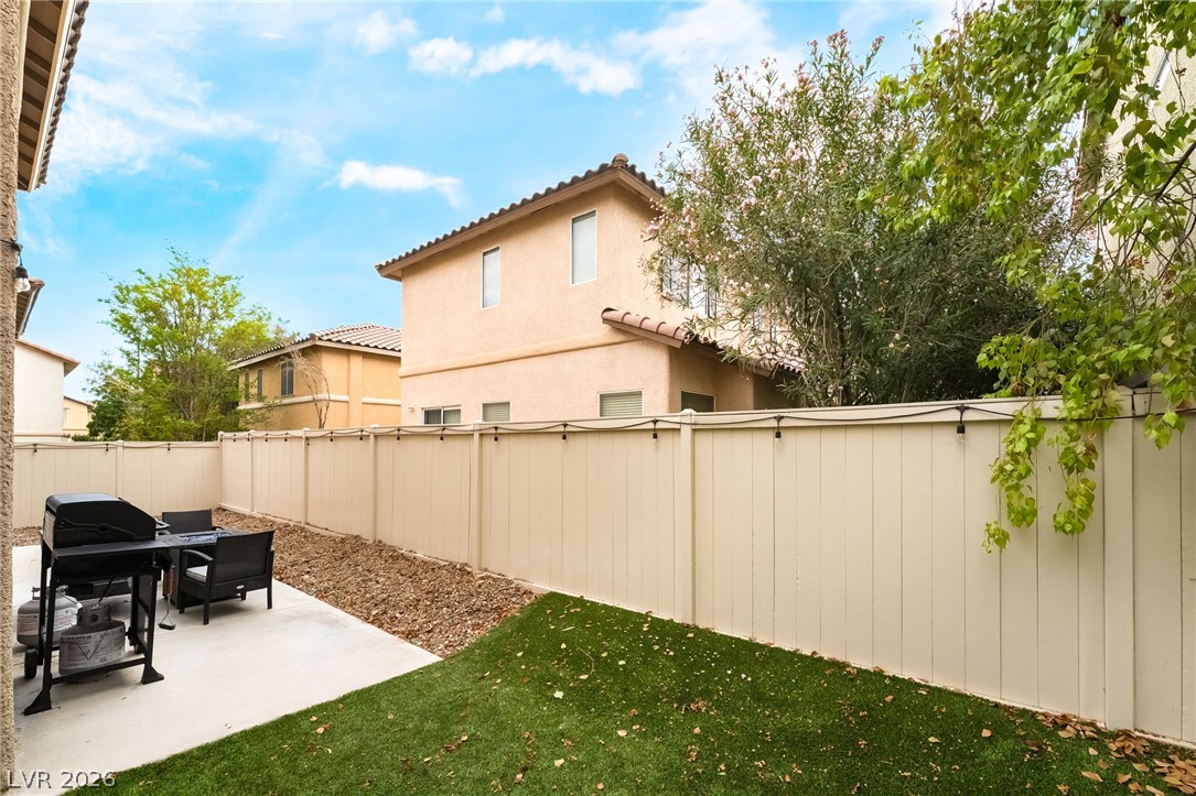 Photo 31 of 34, 976 Grand Cerritos Avenue