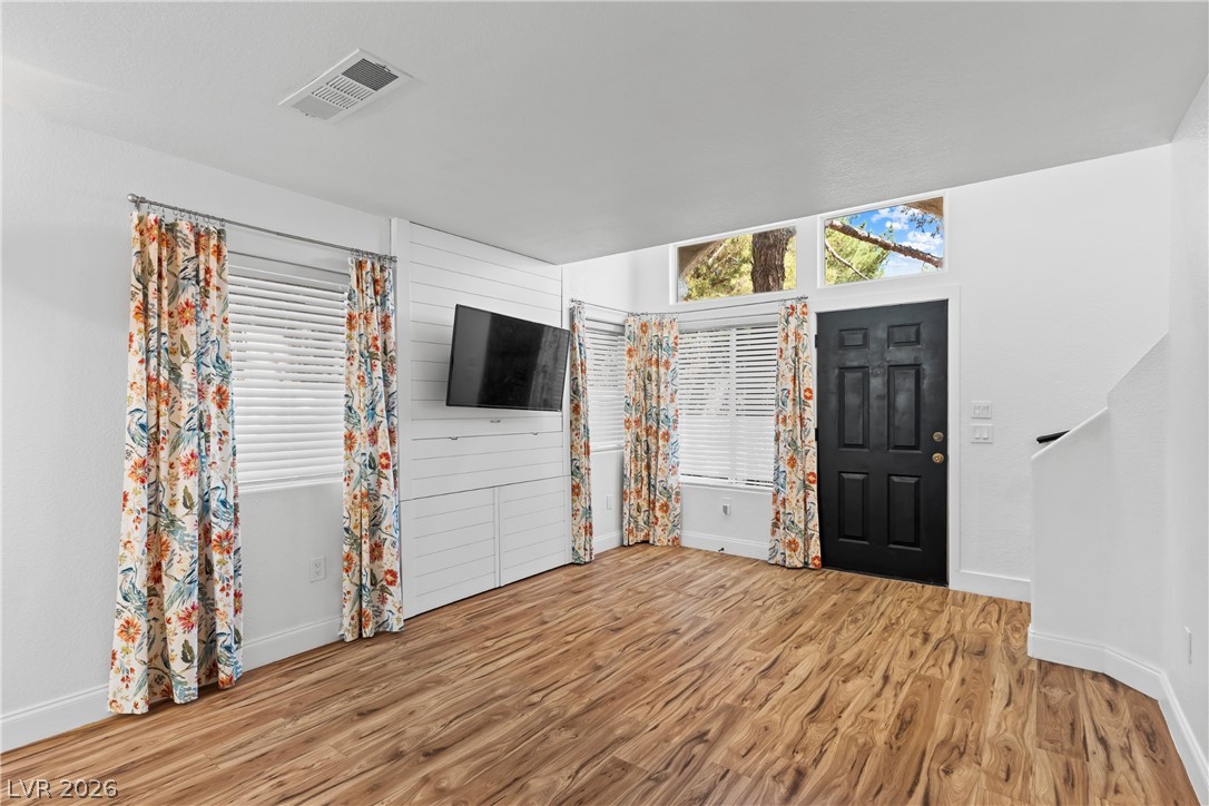 Photo 7 of 35, 6965 Oyster Shell Drive