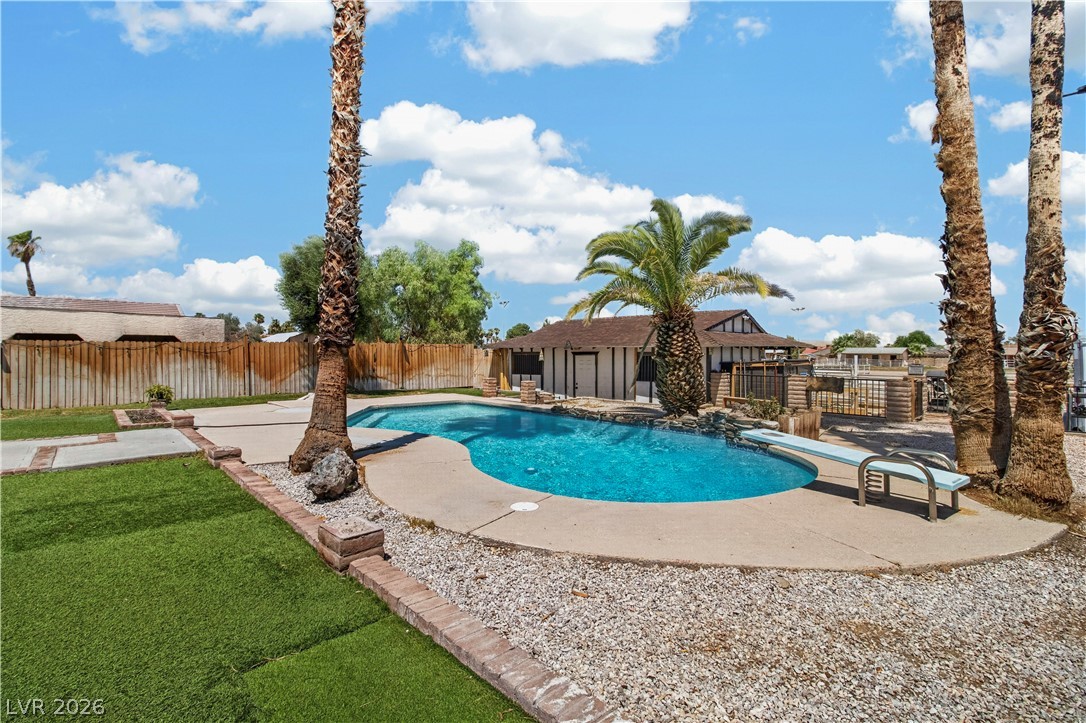 Photo 25 of 41, 5452 Escondido Street
