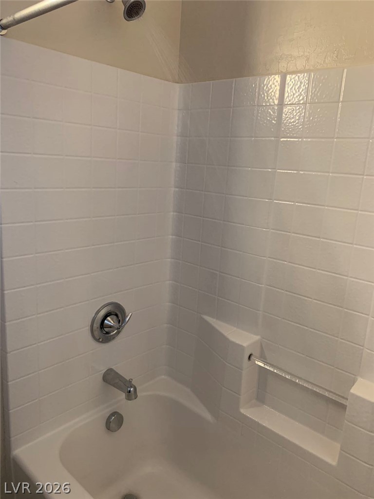 Photo 22 of 22, 933 Kimbark Avenue