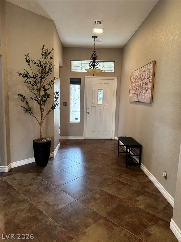Photo 5 of 1715 Mesquite Court
