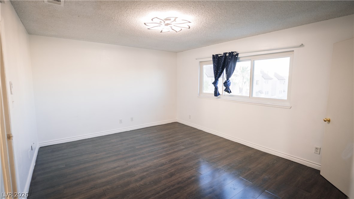 Photo 46 of 82, 5134 Caliente Street