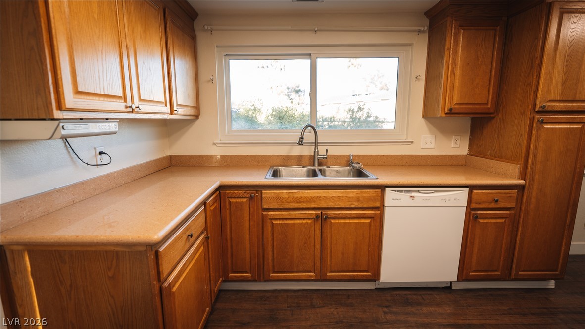 Photo 59 of 82, 5134 Caliente Street