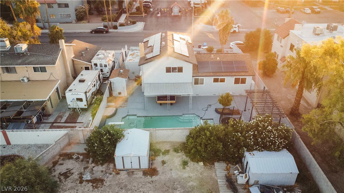 Photo 6 of 82, 5134 Caliente Street