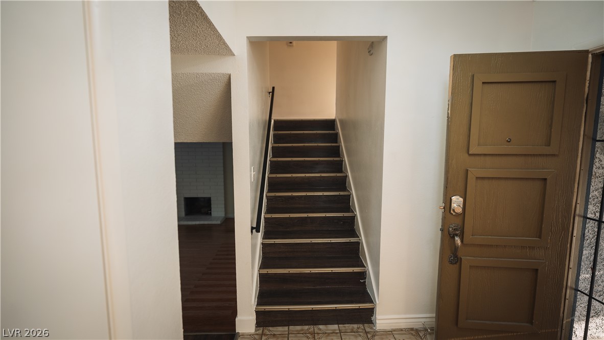 Photo 38 of 82, 5134 Caliente Street