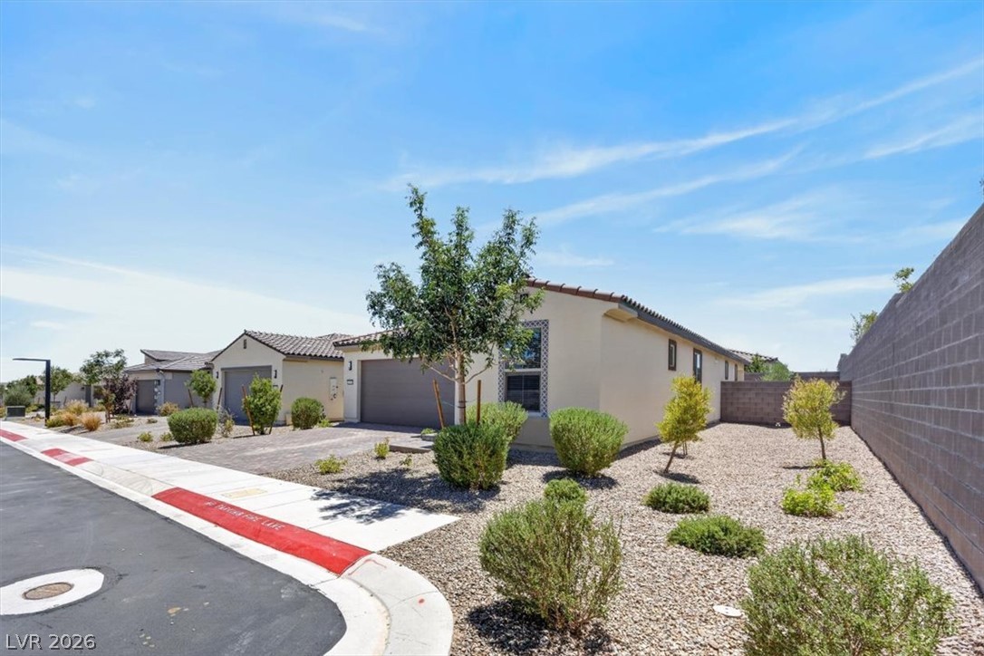 Photo 45 of 64, 10089 Honey Rose Avenue
