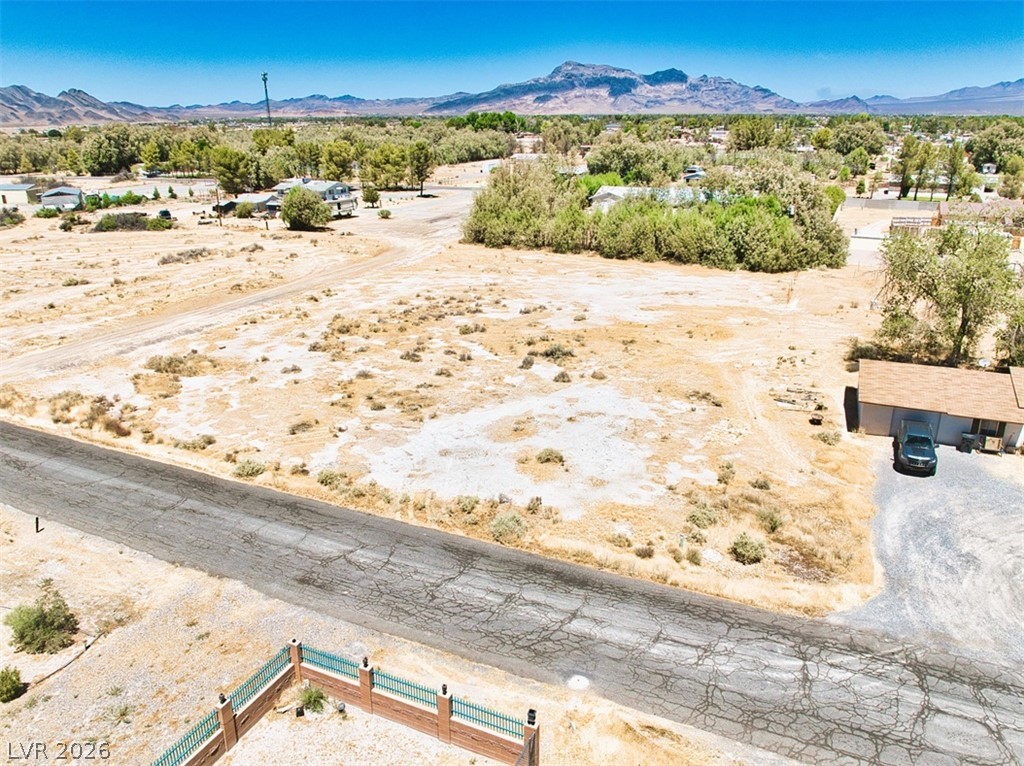 Photo 6 of 14, 1800 W Horn Road