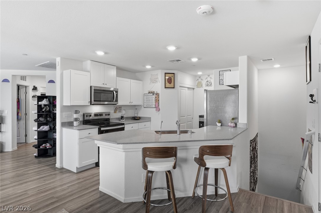 Photo 13 of 37, 7870 Aurora Sky Street #1
