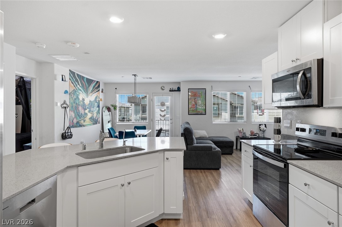Photo 15 of 37, 7870 Aurora Sky Street #1