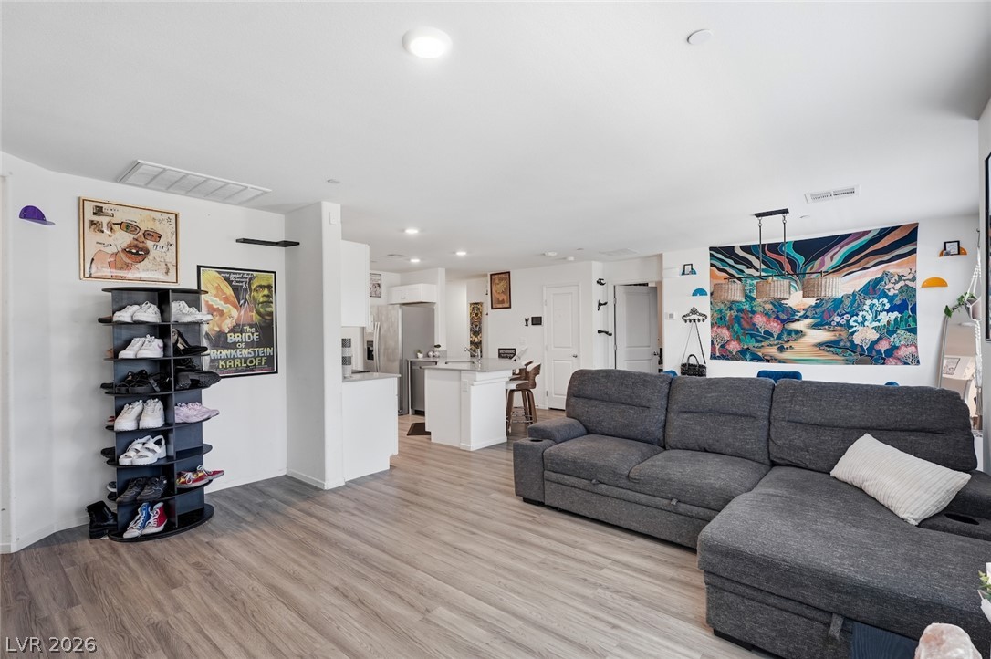 Photo 18 of 37, 7870 Aurora Sky Street #1
