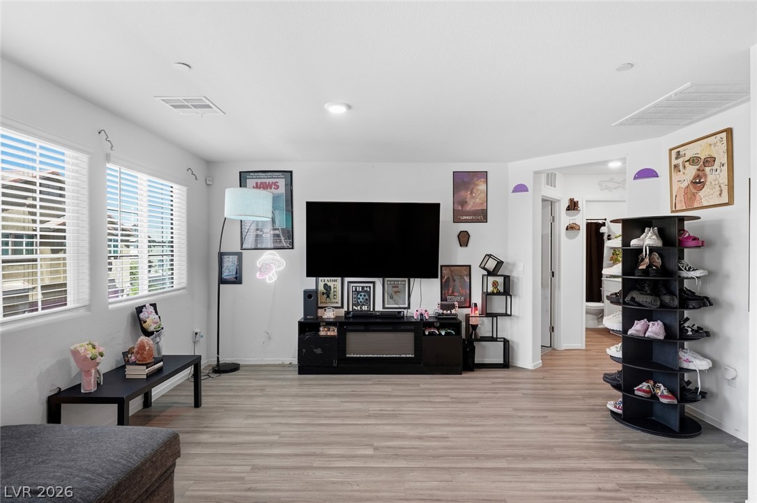 Photo 22 of 37, 7870 Aurora Sky Street #1