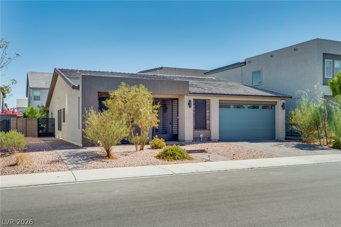 Photo 3 of 7177 W Camero Avenue