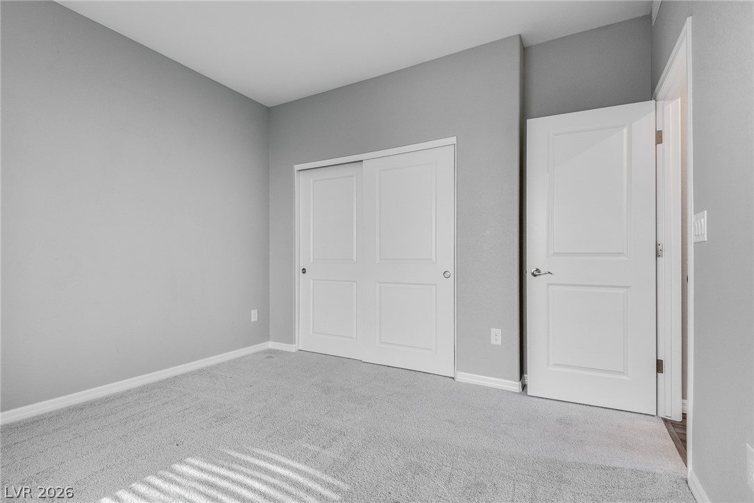 Photo 18 of 39, 7177 W Camero Avenue