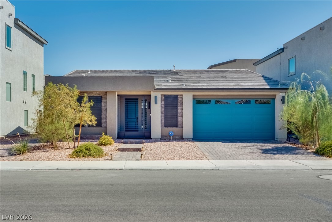 Photo 2 of 7177 W Camero Avenue