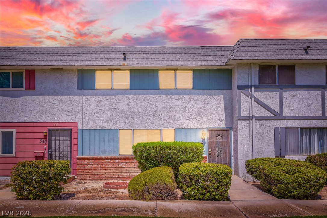 532 Greenbriar Townhouse Way, Las Vegas 89121