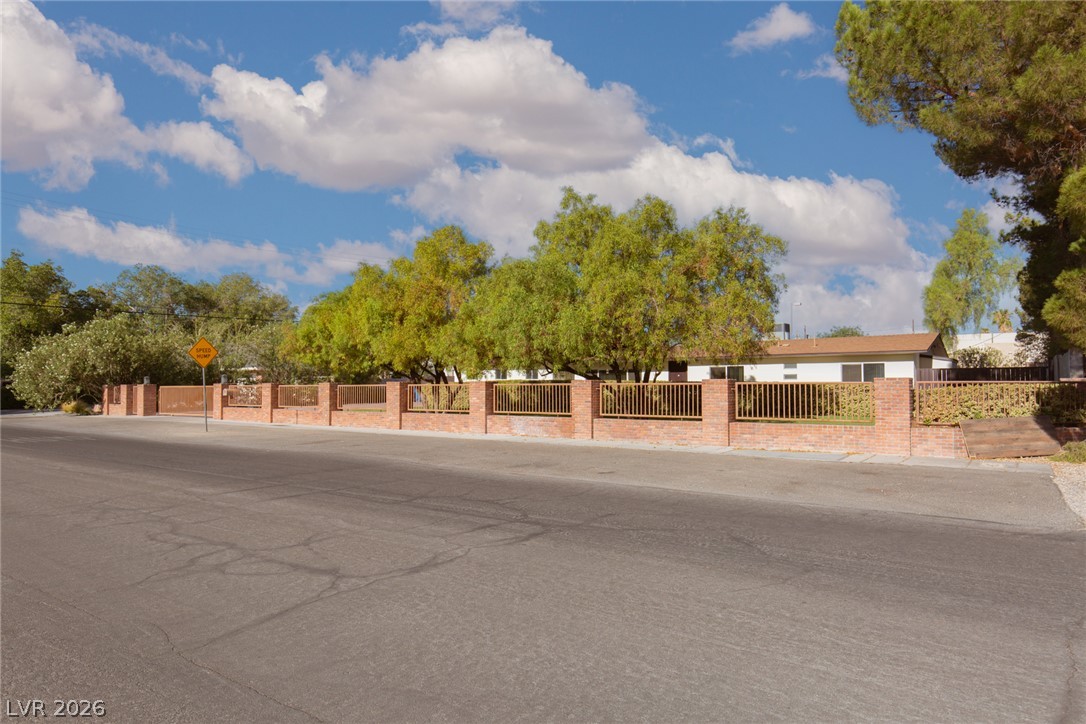 Photo 3 of 1110 CAHLAN DRIVE