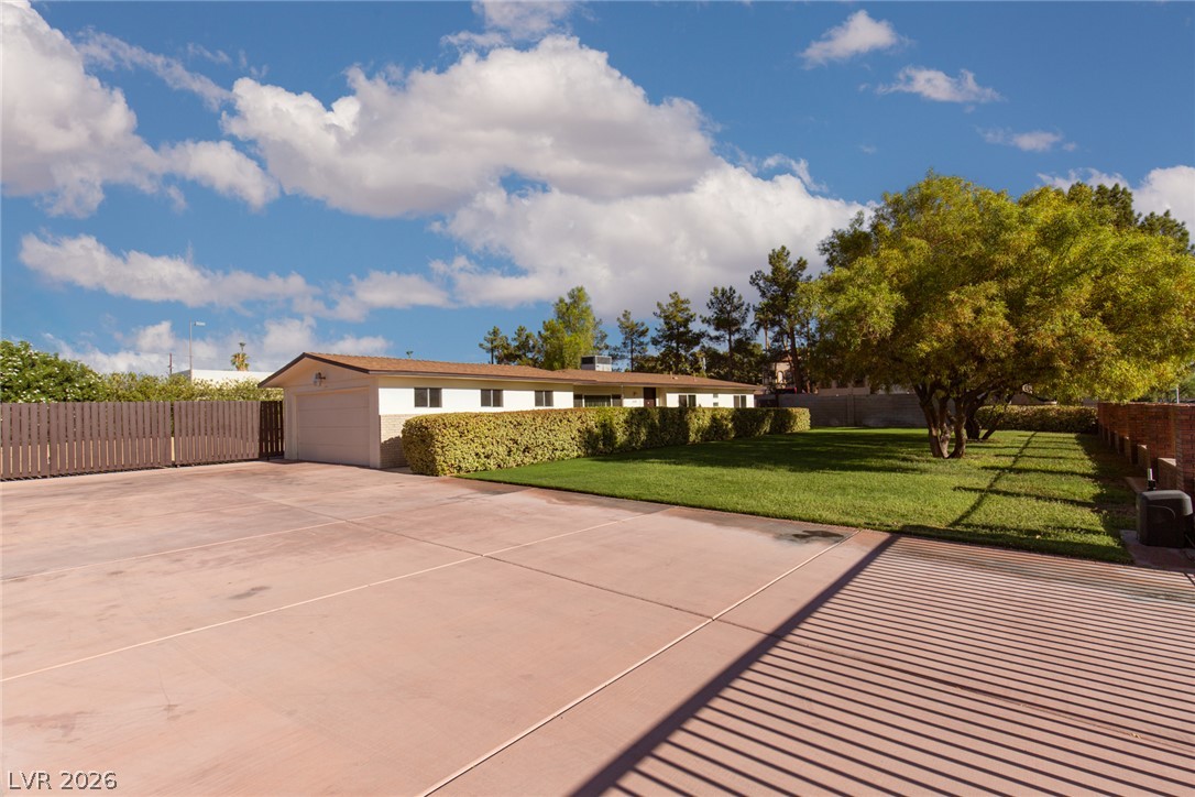 Photo 4 of 1110 CAHLAN DRIVE