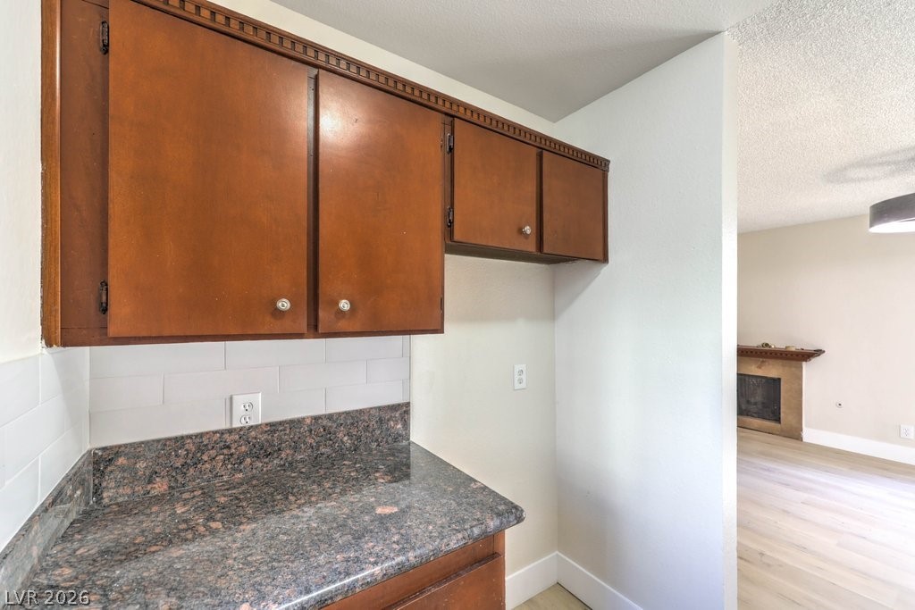 Photo 10 of 30, 5047 Spencer Street #B