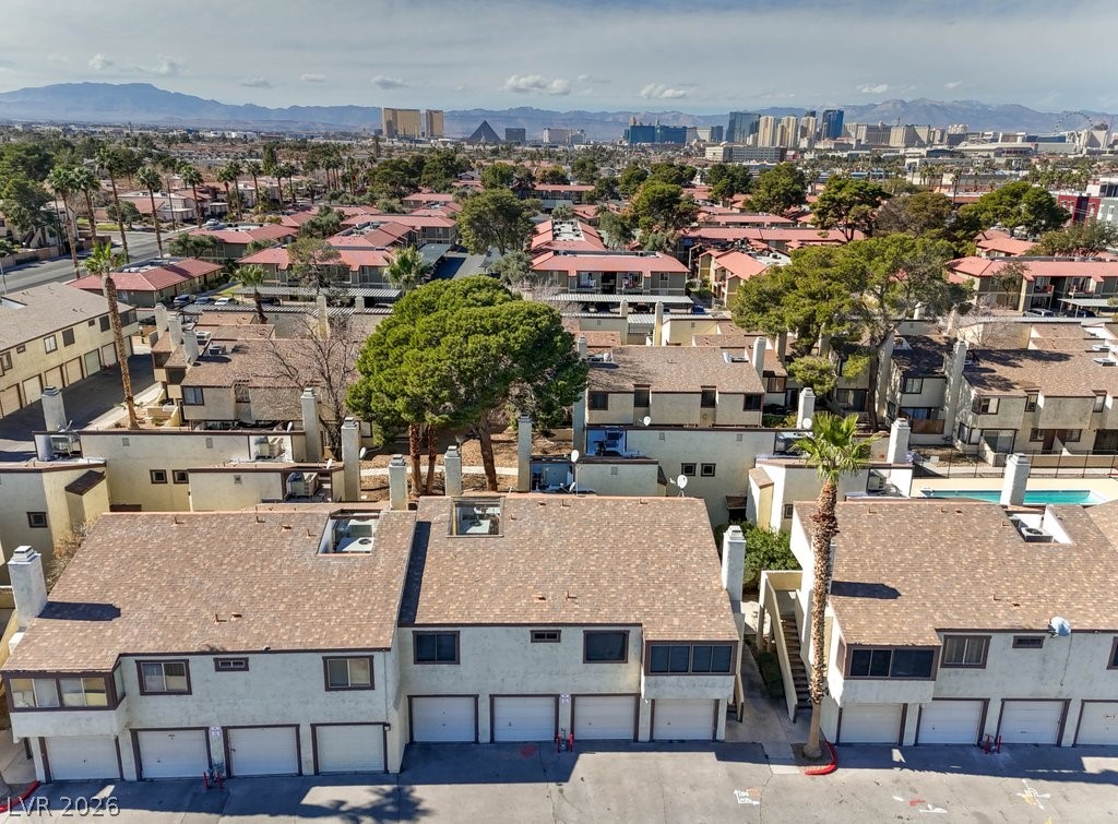 Photo 22 of 30, 5047 Spencer Street #B