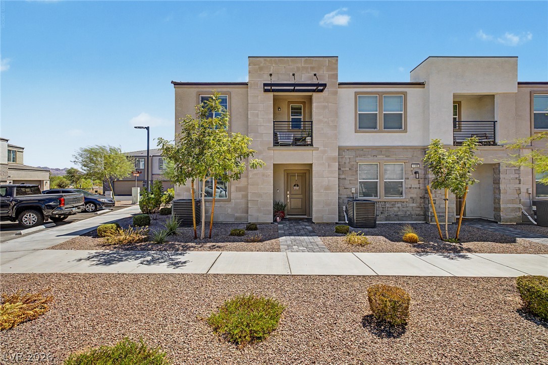 Photo 2 of 1101 Ammonite Avenue