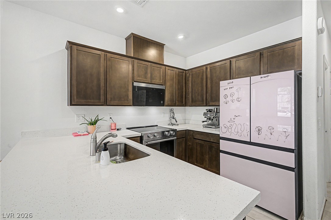 Photo 10 of 31, 1101 Ammonite Avenue